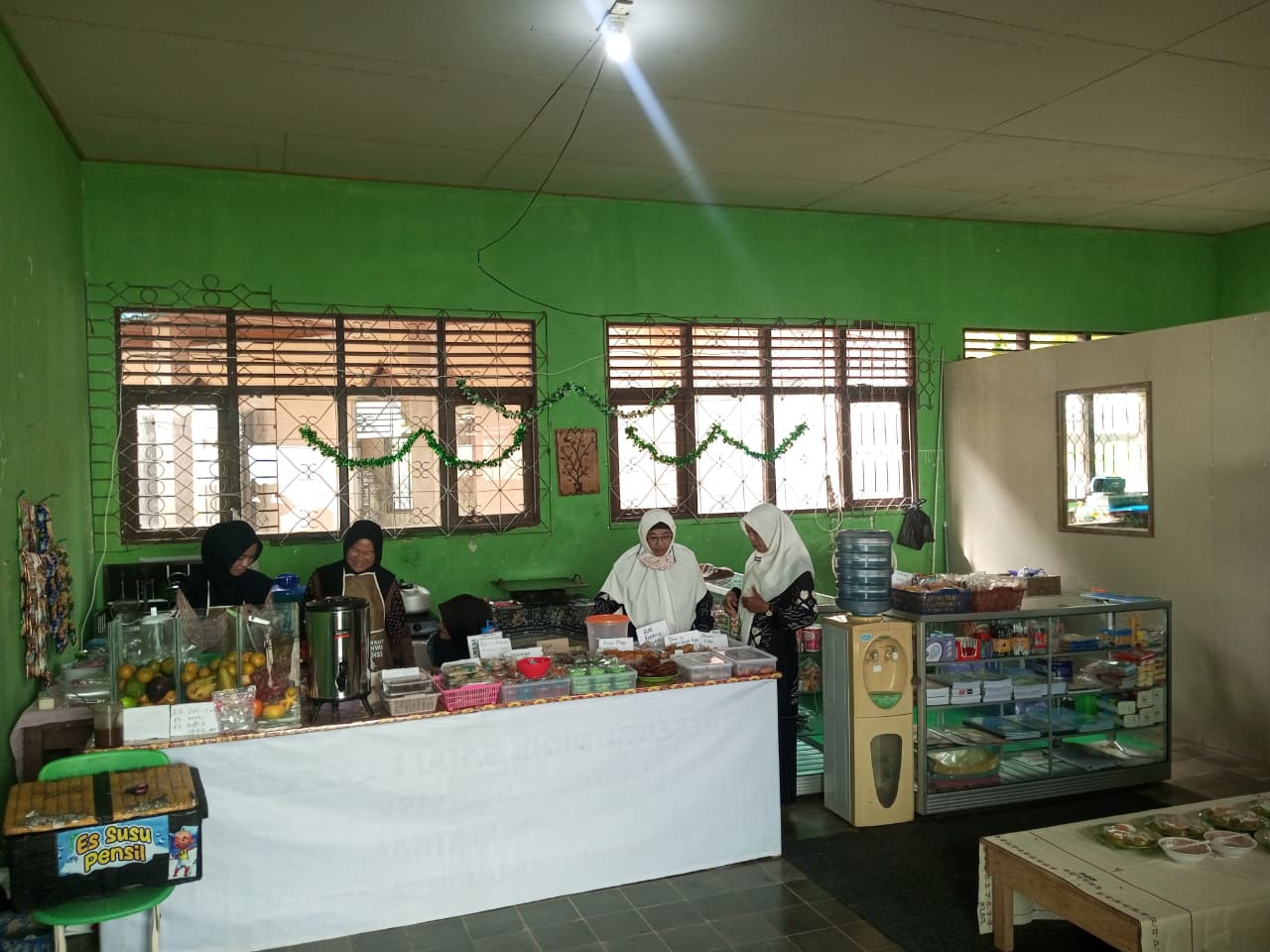 Koperasi dan Kantin Nurul Ikhwan