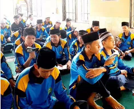 Pembinaan Spiritual: Pembacaan Yasin & Shalawat Kamilah